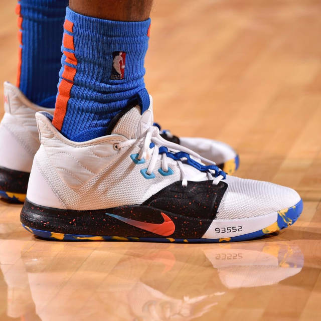 众为中心 众为中心